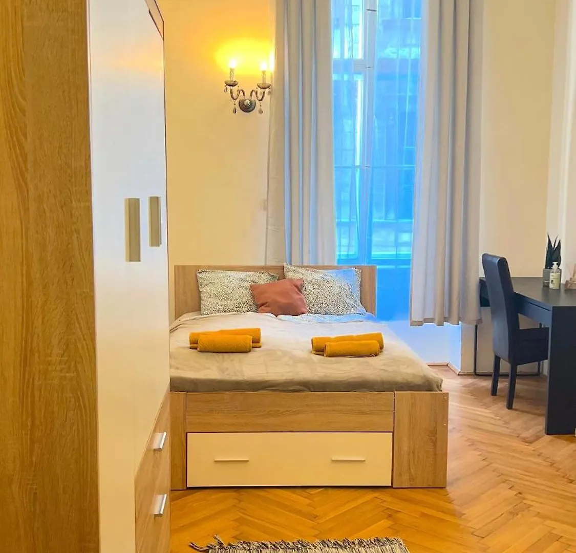 Guesthouse In Ferenciek Square Budapest 0*,