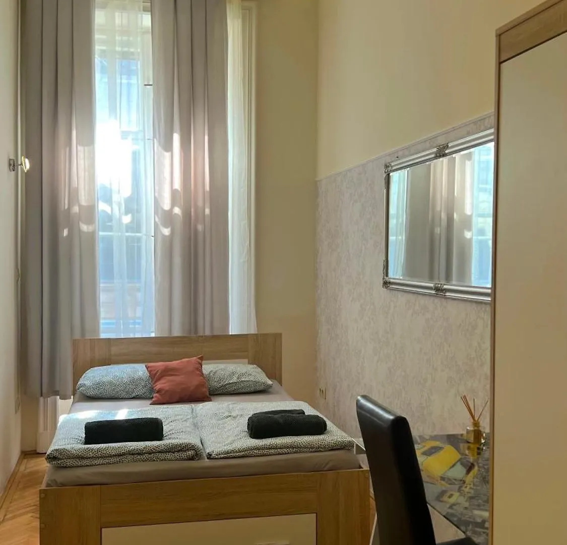 Guesthouse In Ferenciek Square Budapest