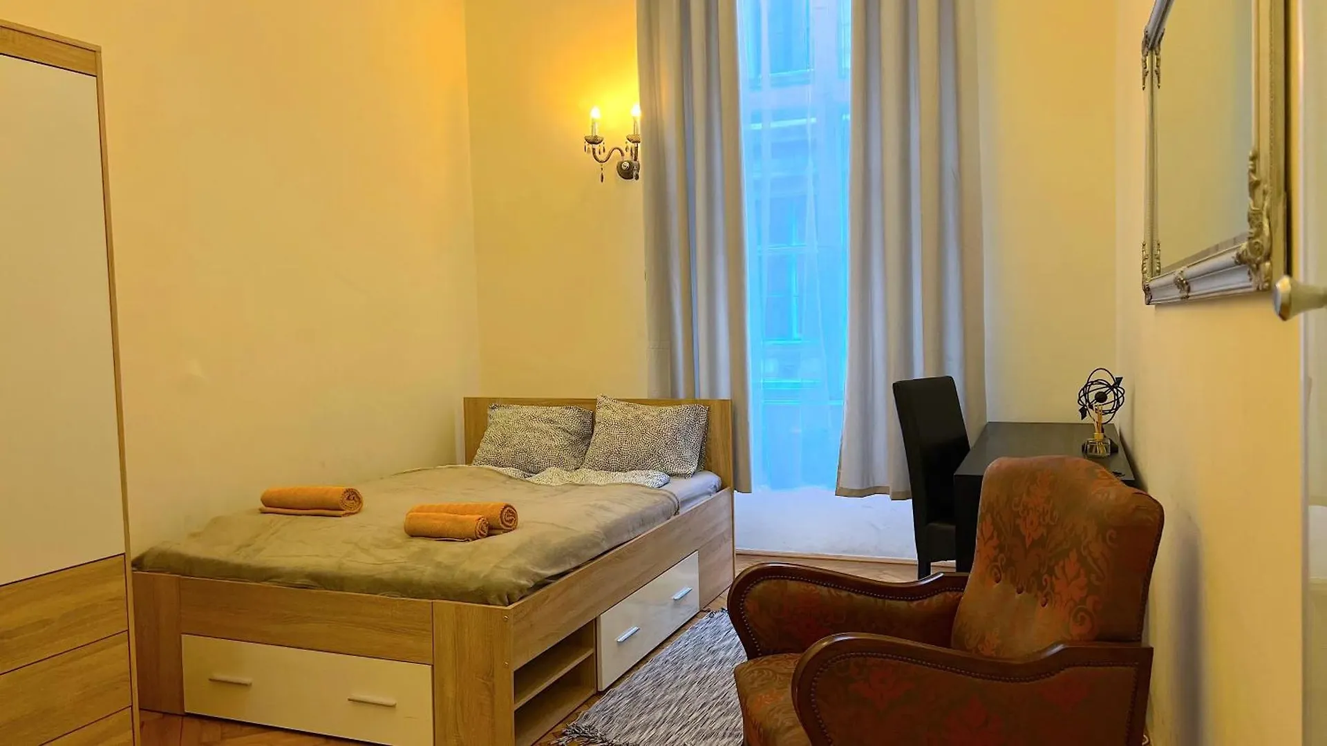 Guesthouse In Ferenciek Square Budapest